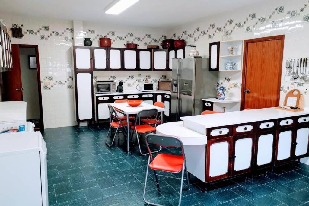 Casa Independiente Para Grandes Grupos Y Familias Valeixe Exterior photo