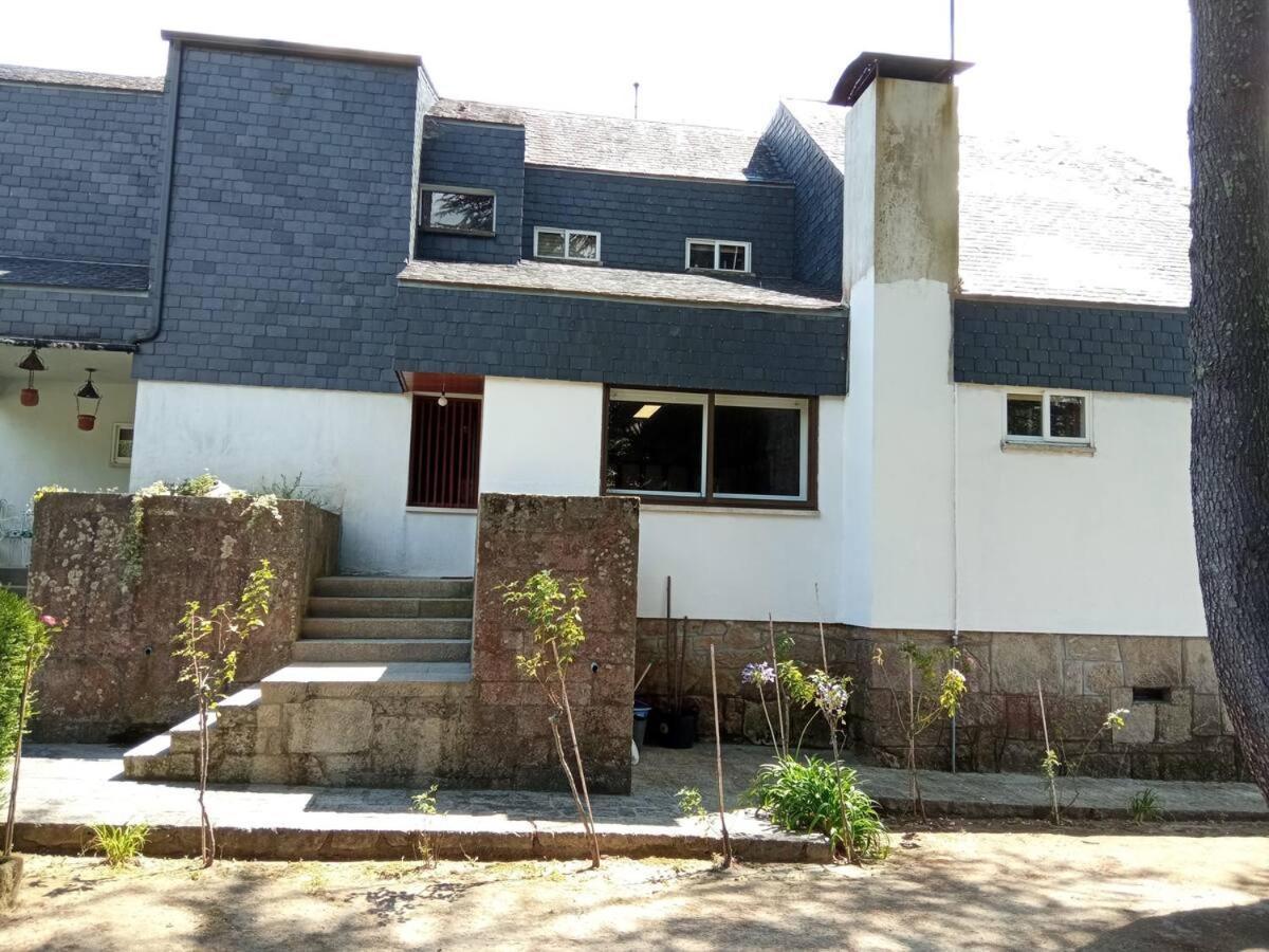 Casa Independiente Para Grandes Grupos Y Familias Valeixe Exterior photo
