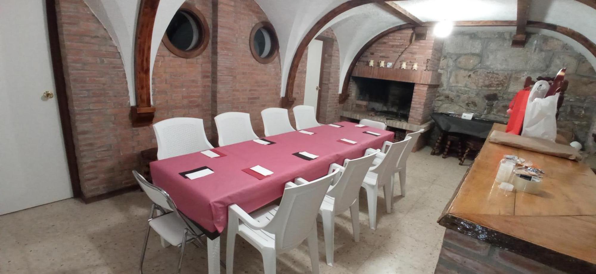 Casa Independiente Para Grandes Grupos Y Familias Valeixe Exterior photo
